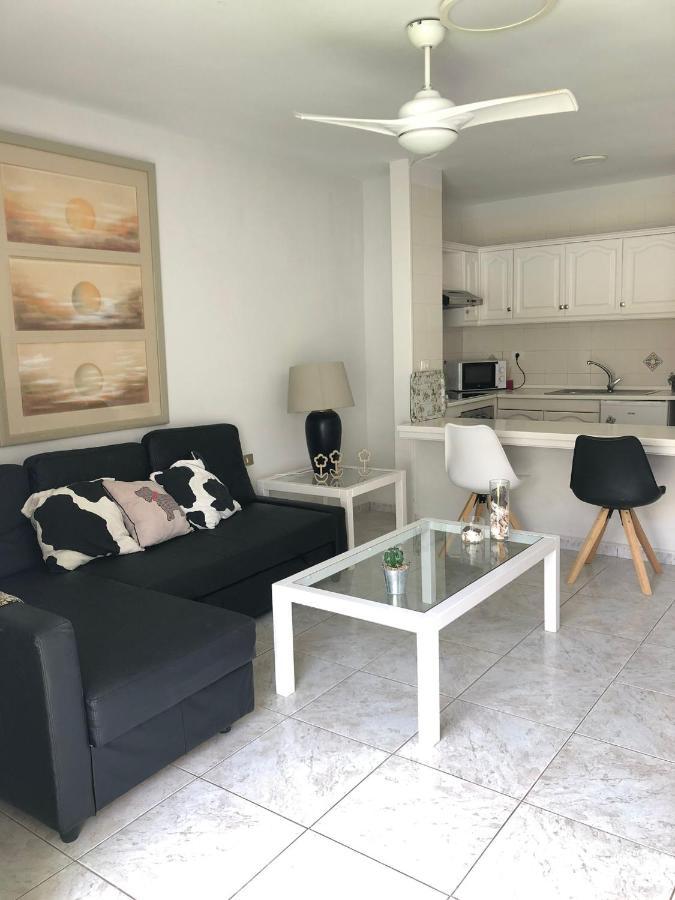 Apartamento De 1 Dormitorio En Victoria Court 2 Los Cristianos. Los Cristianos  Eksteriør bilde